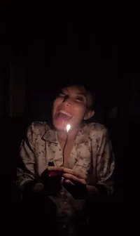 8 Potret Perayaan Ulang Tahun Ayu Dewi ke-39, Dapat Surprise dari Sahabat - Digelar Sederhana di Rumah