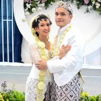 8 Potret Pernikahan Jeffrey dan Novia 'TAKDIR CINTA YANG KUPILIH' yang Berlangsung Khidmat, Netizen: Ikut Terharu dan Bahagia Walau Cuma Sinetron