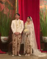 8 Potret Pernikahan Nadia Soekarno Anak Soraya Haque, Dipinang Kama Sukarno Seorang Diplomat Muda