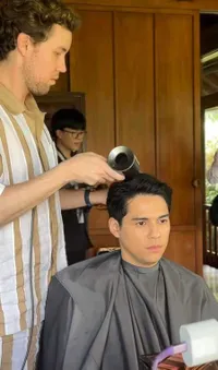 8 Potret Persiapan Maxime Bouttier Jelang Akad Nikah dengan Luna Maya, Makeup Tipis - Latihan Ijab Kabul Pakai Bahasa Prancis