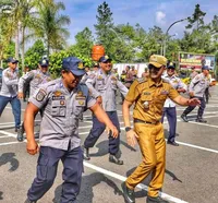 8 Potret Pesona Tampan dan Awet Muda Hengky Kurniawan yang Menjabat Bupati Bandung Barat, Bikin Warganya Terpanah
