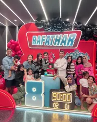 8 Potret Pesta Perayaan Ulang Tahun Rafathar yang ke-8, Makan Malam Khusus Keluarga - Dekorasi Meriah