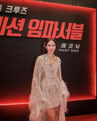 8 Potret Pevita Pearce Ketemu Tom Cruise di Premiere MISSION IMPOSSIBLE 7, Bareng Juria Hartmans Tapi Cantiknya Nggak Kebanting