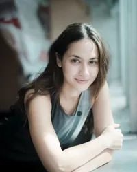 8 Potret Pevita Pearce Tampil Tanpa Make Up, Cantiknya Nggak Ketulungan