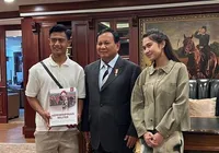 8 Potret Pratama Arhan dan Azizah Salsha yang Makin Nempel Saat Kunjungi Prabowo Subianto, Bucinnya Sampai Di-upload Menhan