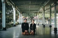 8 Potret Prewedding Thariq Halilintar dan Aaliyah Massaid di Solo yang Indah Banget, Bagai Pangeran Putri Keraton