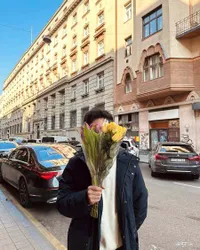 8 Potret Randy Martin Ajak Lyodra Kencan Valentine Keliling Budapest, Sikap Manisnya Bikin Netizen Jungkir Balik