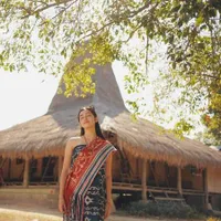8 Potret Ranty Maria Liburan ke Sumba, Pamer Foto Mesra Bareng Rayn Wijaya - Sempat Dikira Prewed oleh Netizen