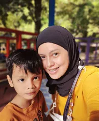 8 Potret Retno Paradinah Istri Zul Zivilia, Buka Usaha Makeup Artist Untuk Hidupi Empat Anaknya