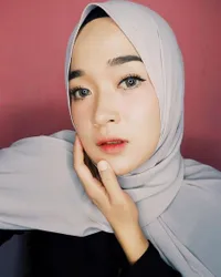 8 Potret Ririe Fairus Istri Keyboardis yang Kabarnya Selingkuh dengan Nissa Sabyan, Cantik Berhijab dan Punya 2 Anak