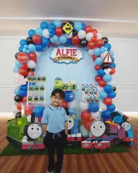 8 Potret Ririn Dwi Ariyanti Rayakan Ulang Tahun Anak Bungsunya, Gelar Pesta Meriah - Tak Dihadiri Aldi Bragi