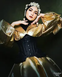 8 Potret Romantis Prewedding Citra Kirana & Rezky Aditya, Bernuansa Glamor