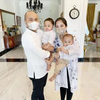 8 Potret Rumah Afie Kalla Mantan Tunangan Laudya Cynthia Bella, Megah Mewah Dilengkapi Kolam Renang - Halaman Super Luas