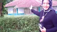 8 Potret Rumah Masa Kecil Marissa Haque, Menyimpan Banyak Kenangan Meski Kini Tak Terawat
