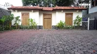 8 Potret Rumah Rieke Dyah Pitaloka, Kental Bernuansa Etnik Penuh Koleksi Barang Antik - Punya Perpustakaan Pribadi dengan Buku Sampai Langit-Langit