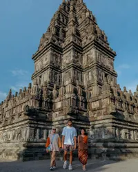 8 Potret Sabda Ahessa yang Asyik Liburan di Tengah Kabar Gugatan Wulan Guritno, Mantan Pacar Ingin Uang Rp396 Juta Kembali