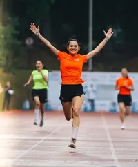 8 Potret Sheryl Sheinafia Bawa Prestasi, Menang 2 Medali Emas Relay Race dan Lari Sprint di TOSI 3