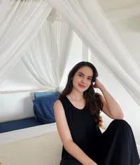 8 Potret Steffi Zamora yang Makin Glowing dan Cantik, Dulu Pernah Dikabarkan Dekat Dengan Okin Eks Rachel Vennya