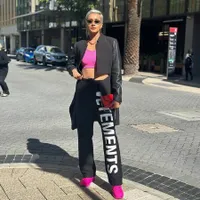 8 Potret Style Hot Mama Kimmy Jayanti yang Lagi Liburan di Australia, Pancarkan Aura Supermodel