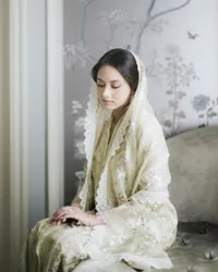 8 Potret Suasana Haru di Pengajian Pra Nikah Amanda Khairunnisa Adik Maudy Ayunda, Wajahnya Disebut Mirip Aurel Hermansyah