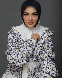 8 Potret Terbaru Ashanty Saat Berhijab, Auranya Makin Cantik Bak Bidadari