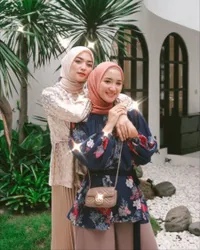 8 Potret Terbaru Erica Putri Kakak Citra Kirana yang Tetap Cantik dan Stylish Usai Jadi Ibu