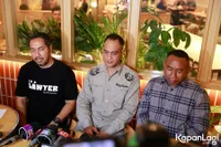 8 Potret Terbaru Ferry Irawan Pasca Bebas Dari Penjara, Akui Ingin Fokus Menata Hidup