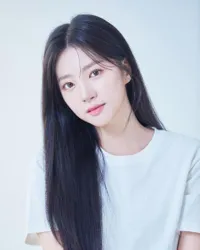 8 Potret Terbaru Haein LABOUM yang Cantik dan Memesona, Telah Resmi Tanda Tangan Kontrak dengan Agensi Baru