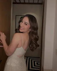 8 Potret Terbaru Nikita Willy Pamer Body Goals Padahal Sudah Jadi Ibu, Hot Mom Masih Masih Seperti ABG