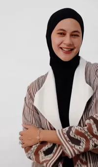 8 Potret Terbaru Paula Verhoeven yang Makin Istiqomah Pakai Hijab