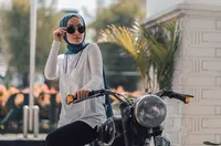 8 Potret Terbaru Perjuangan Imel Putri Cahyati Lawan Kanker, BB Naik 5 Kilo - Wajah Pucat Saat Kemoterapi Disorot