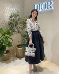 8 Potret Terbaru Velove Vexia Usai Jadi Istri Pengusaha, Wajah Suaminya Jadi Sorotan Saat Kondangan ke Pernikahan Jessica Mila