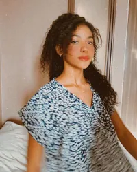 8 Potret Terbaru Zsa Zsa Utari yang Makin Cantik dan Dewasa, Disebut Mirip Seleb Hollywood