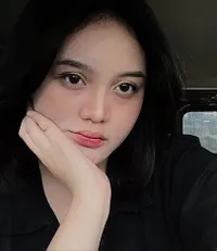 8 Potret Tia Septiana Putri Kedua Mandra yang Jarang Sekali Tersorot, Cantik Banget dan Bikin Banyak Orang Terpesona