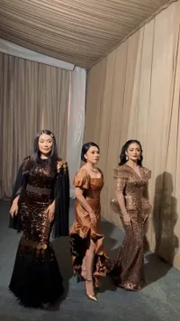 8 Potret Tiga Diva Manggung Lagi di Acara Nikahan, Tampil Glamor dan Totalitas