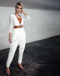 8 Potret Transformasi Rina Nose yang Bikin Pangling, Kini Rambutnya Bondol dan Blonde - Netizen Khawatir Tubuhnya Makin Kurus