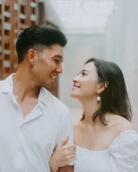 8 Potret Tutde Mantan Pacar Nikita Willy Rayakan Anniversary ke-6, Minta Sang Istri Agar Makin Sabar Hadapi Suami