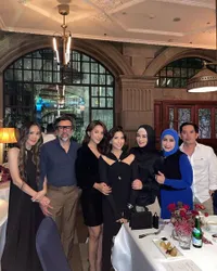 8 Potret Ulang Tahun Alisia Rininta Bintang Sinetron 'TAKDIR CINTA YANG KUPILIH', Digelar Meriah dan Ramai Dihadiri para Artis 