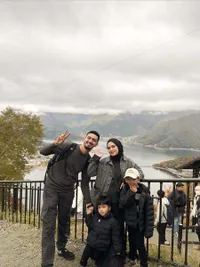 8 Potret Vebby Palwinta Liburan di Jepang Bareng Keluarga, Pamer Kemesraan dengan Suami