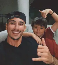 8 Potret Vincent Verhaag Momong El Barack yang Kini Jadi Ayah Sambung, Beri Janji Penuh Makna Seorang 'Superhero'