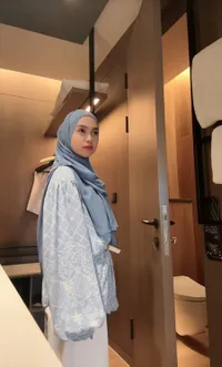 8 Potret Wajah Sedih Ria Ricis Jadi Sorotan, Komentar Ryan yang Tak Tahu Lokasi Sang Istri Jadi Sorotan - Pisah Rumah?