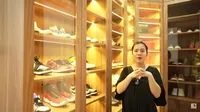 8 Potret Walkin' Closet Felicya Angelista dan Caesar Hito, Mewah Bernuansa Klasik dengan Lemari Kayu - Dilengkapi Bathup dan Balkon