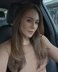 8 Potret Wulan Guritno, Artis Senior yang Tetap Cantik dan Awet Muda - Diisukan Akan Menjadi Duta Anti Judi Online Indonesia!