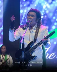8 Rekomendasi Lagu Rhoma Irama Terlaris Sepanjang Masa, Sering Diputar di Hajatan Warga