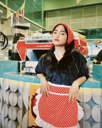 8 Seleb Ini Nekat datangi Karen's Diner & Rela Diumpat Sama Pelayannya, Ada yang Datang Bareng Mamanya!