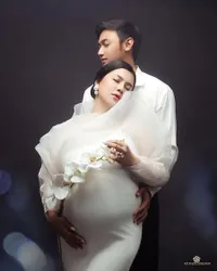 9 Foto Mesra Felicya Angelista dan Caesar Hito Jelang Persalinan, Baby Bump-nya Bikin Salfok