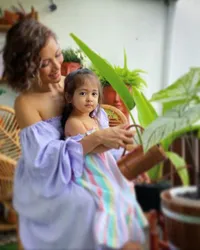 9 Foto Nilouh Putri Bungsu Nadia Mulya yang Cantik dan Berbulu Mata Lentik, Nggemesin Banget!