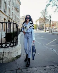 9 Gaya OOTD Alyssa Daguise di Paris, Fashion Modis - Selalu Pakai Barang Branded
