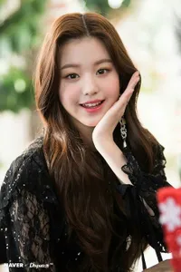 9 Idola Cewek dengan Visual Terbaik Pilihan Sesama Idol, Naeun April Kalahkan Irene Red Velvet dan Suzy