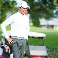 9 Potret Andhika Pratama Saat Olahraga Golf, Pamer Gaya Sporty dan Pesona Ayah 5 Anak Super Ganteng!